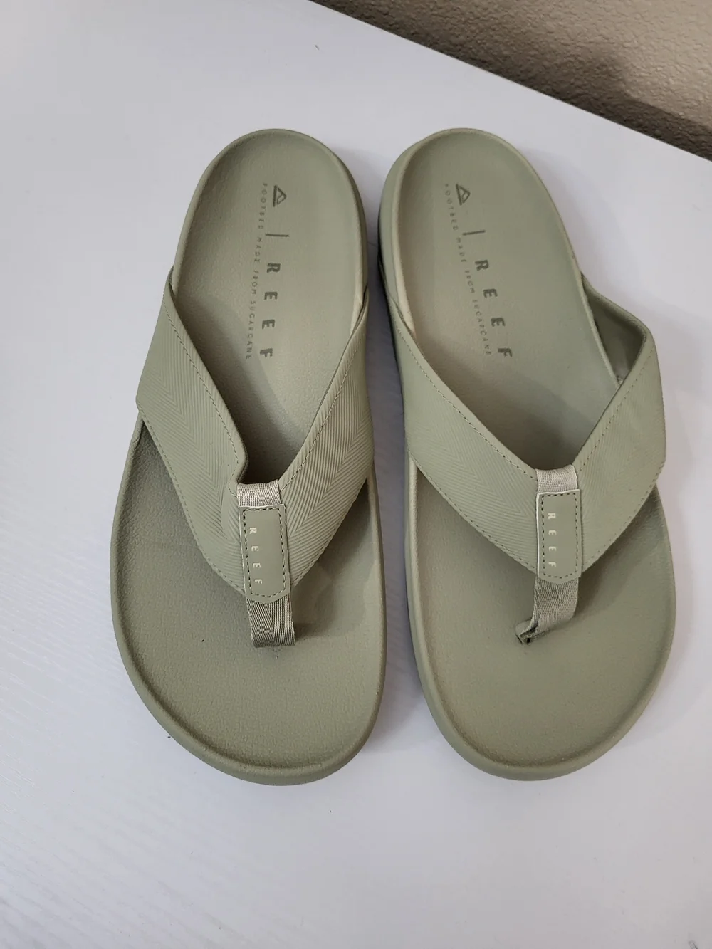 Reef Sierra Flip Flop Thong Sandal Platform Men's Size 12 Sea Foam Green Unisex